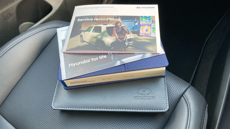 Hyundai SANTA FE 1.6 TGDi Plug-in Hybrid Ultimate 5dr 4WD Auto Estate